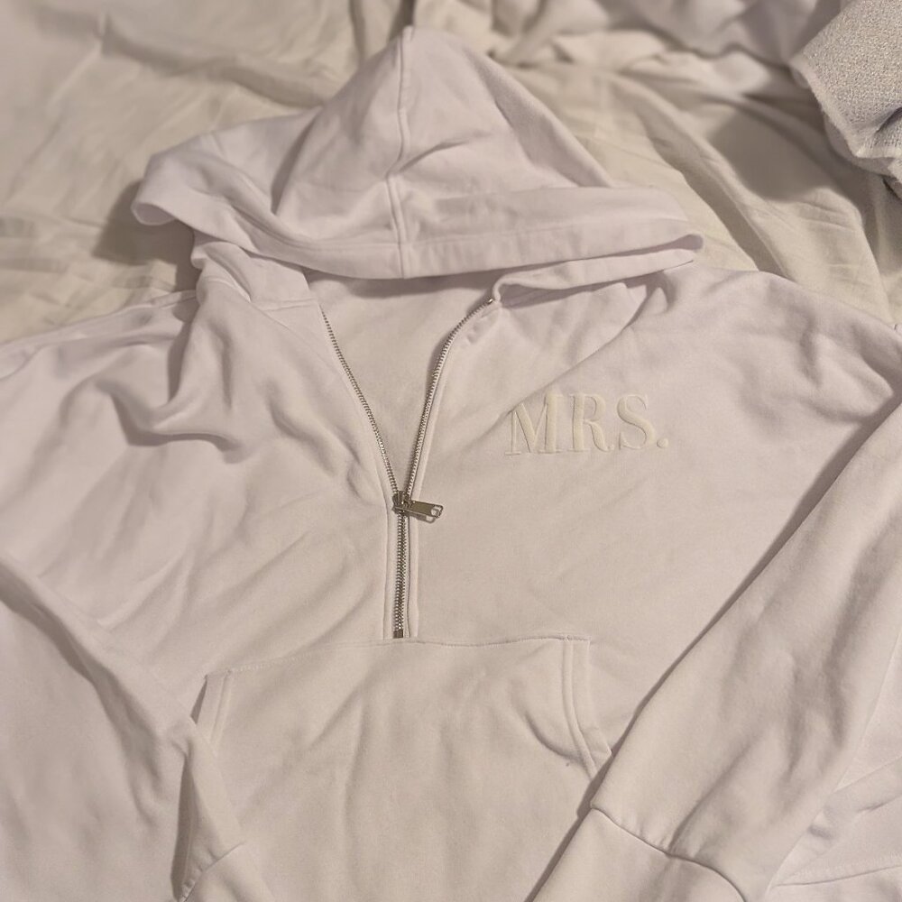 Mrs. Zip hoodie